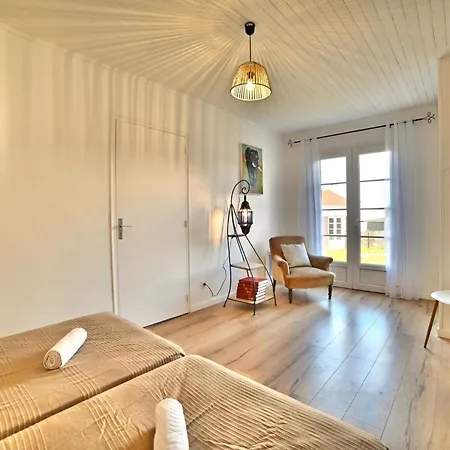 Les Cariatides By Interhome Hébergement de vacances Saint-Pierre-d'Oleron