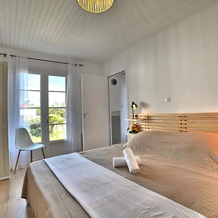 Les Cariatides By Interhome * Saint-Pierre-d'Oleron