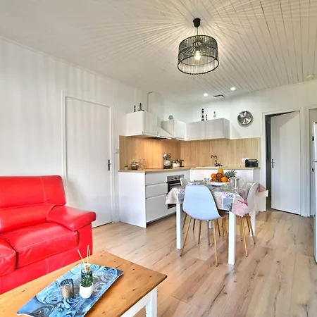 Hébergement de vacances Les Cariatides By Interhome Saint-Pierre-d'Oleron