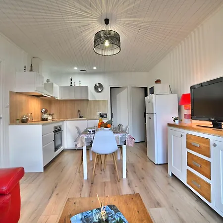 Hébergement de vacances Les Cariatides By Interhome
